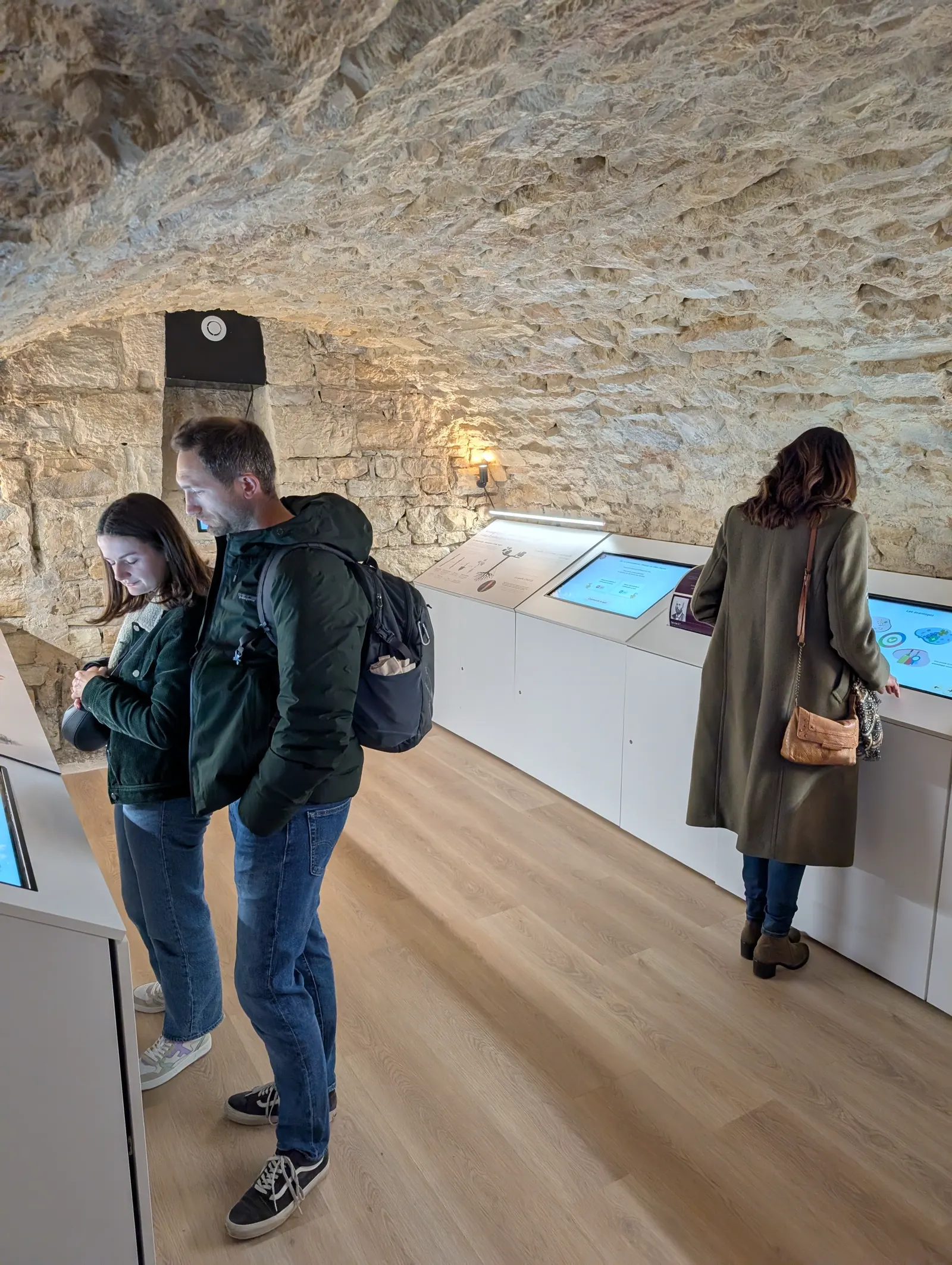 Les caves voûtées du Petit Musée du Vin à Lyon pour célébrer le Beaujolais Nouveau
